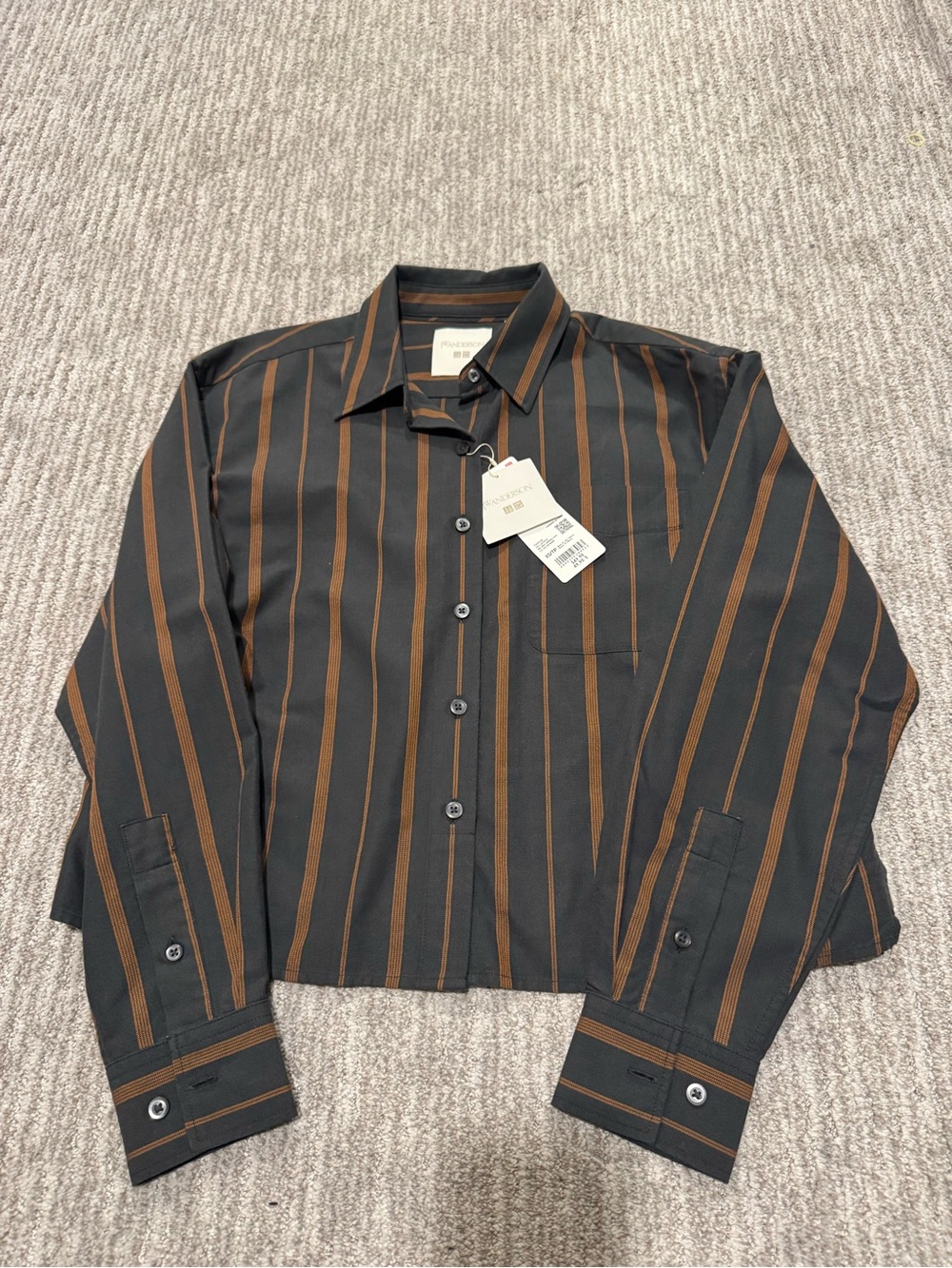 Uniqlo women’s Black & Brown Stripe Button-Up Shirt